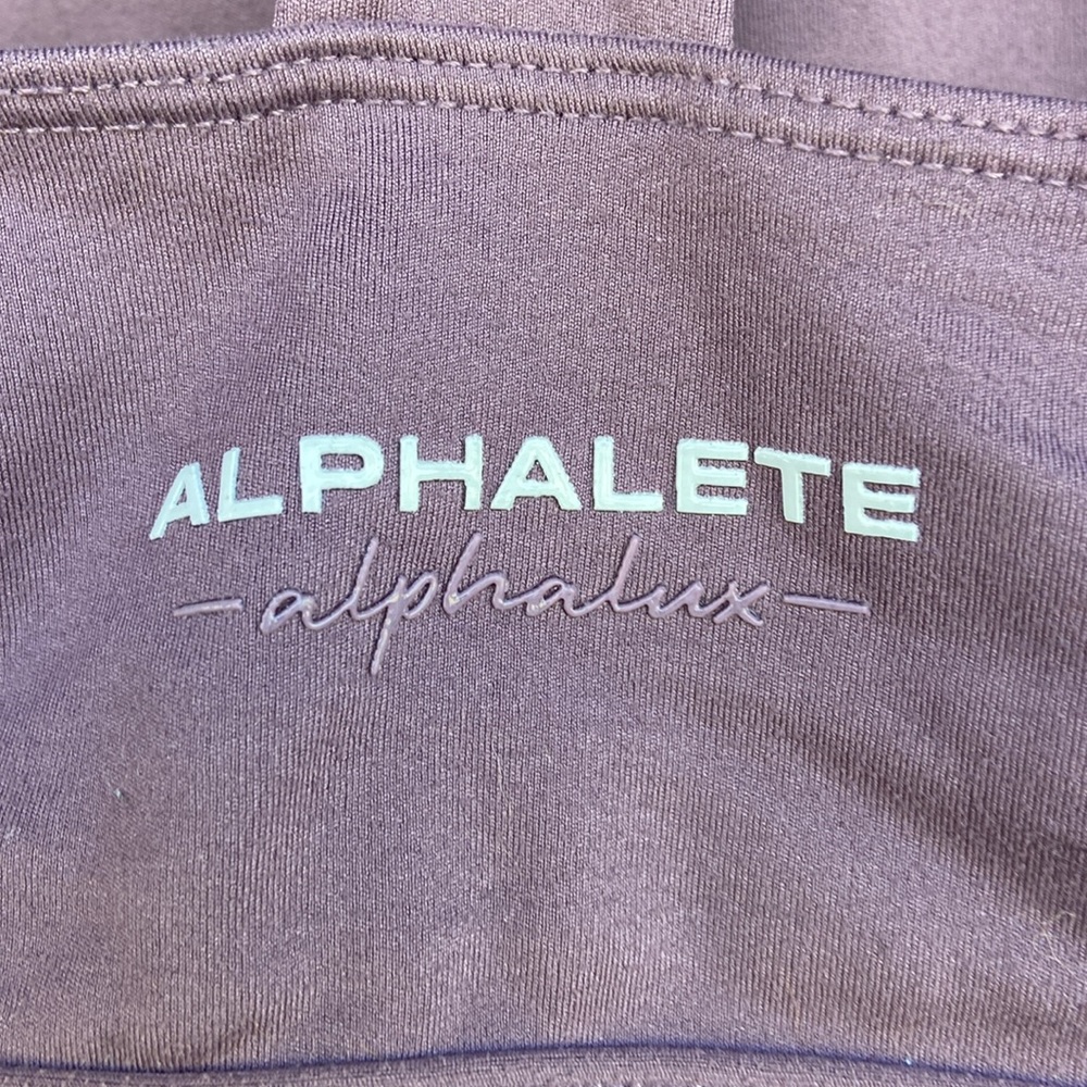 ‎Alphalete - Picture 3 of 3